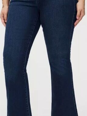 Torrid Bombshell Flare Super Soft Dark‎ Blue Dark Wash Women's Jeans Stretch